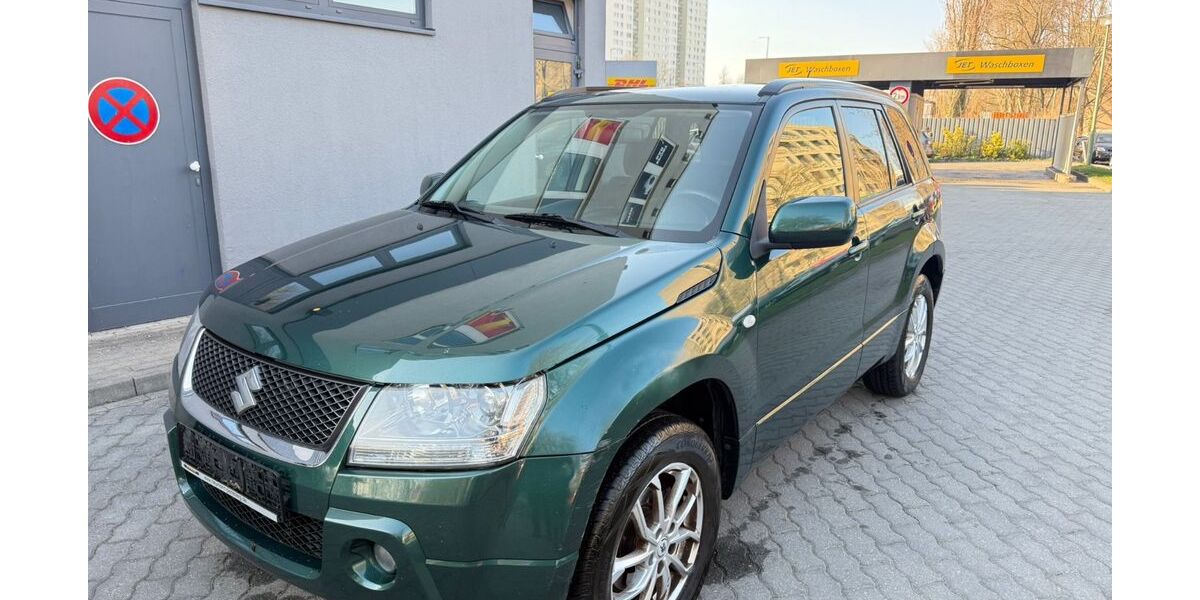 Suzuki Grand Vitara 137.000 km 5.799 &euro; Berlin 12681