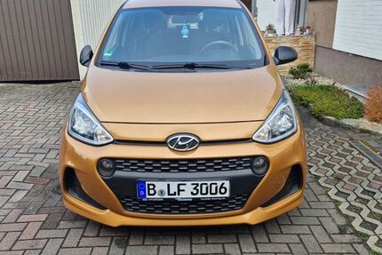 Hyundai i10 60.000 km 6.900 € Berlin 12351