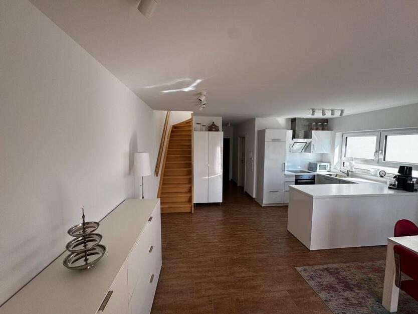 4-Zimmer-Maisonette-Wohnung geh. Innenausstattung + 2 Balkone