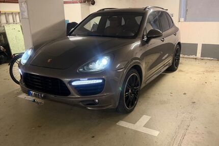Porsche Cayenne 197.300 km 21.800 &euro; Köln 51063