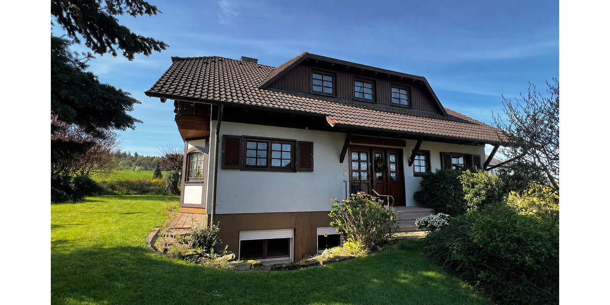 Einfamilienhaus Straubenhardt Conweiler - 8 Zimmer, 187 m&sup2;, 669.000&euro; | Angebot:26379848