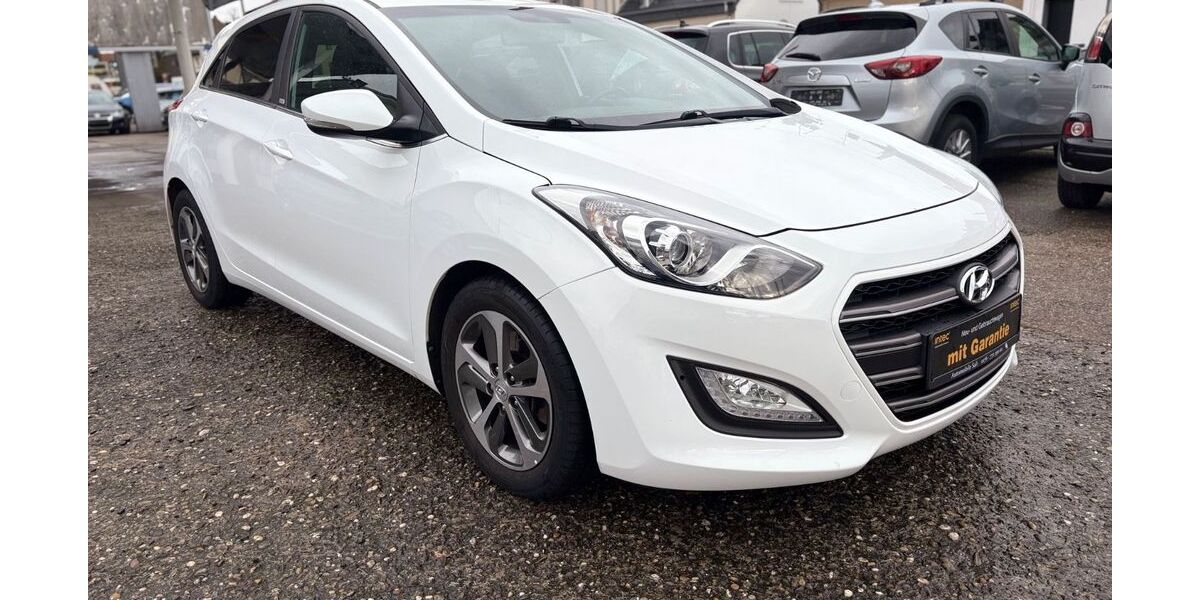 Hyundai i30 108.764 km 9.499 &euro; Ludwigshafen am Rhein 67071