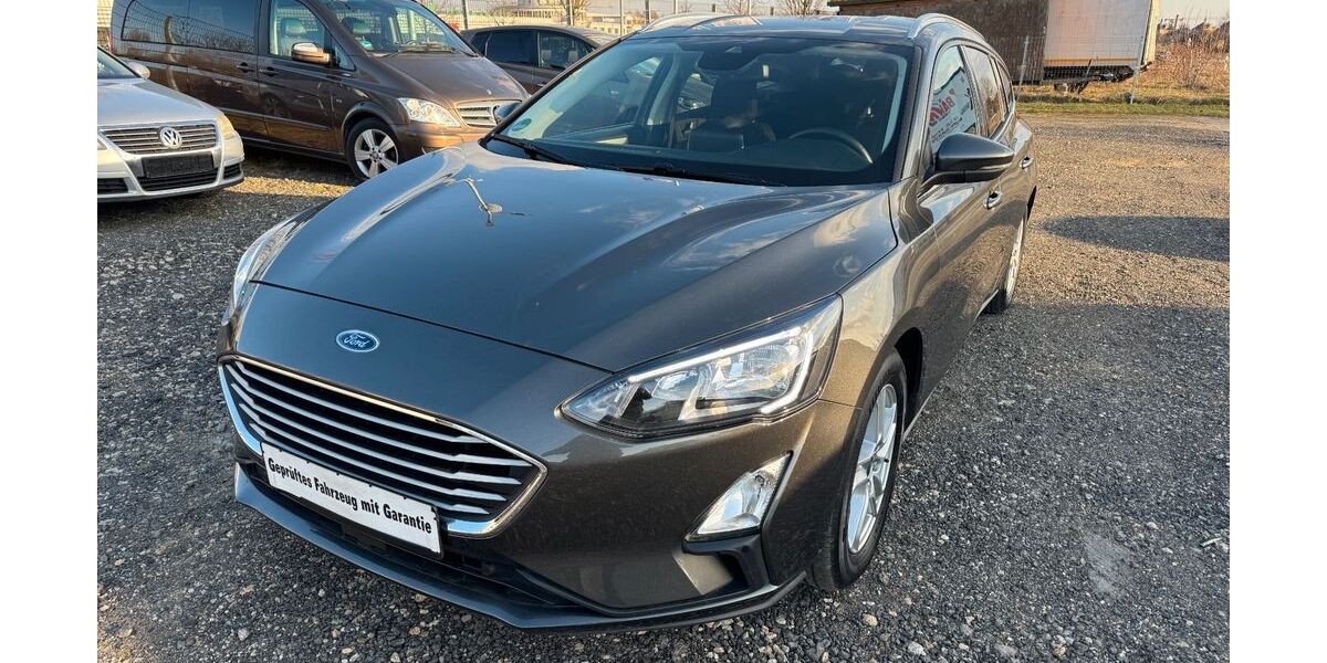Ford Focus 71.000 km 13.999 &euro; Görlitz 02826