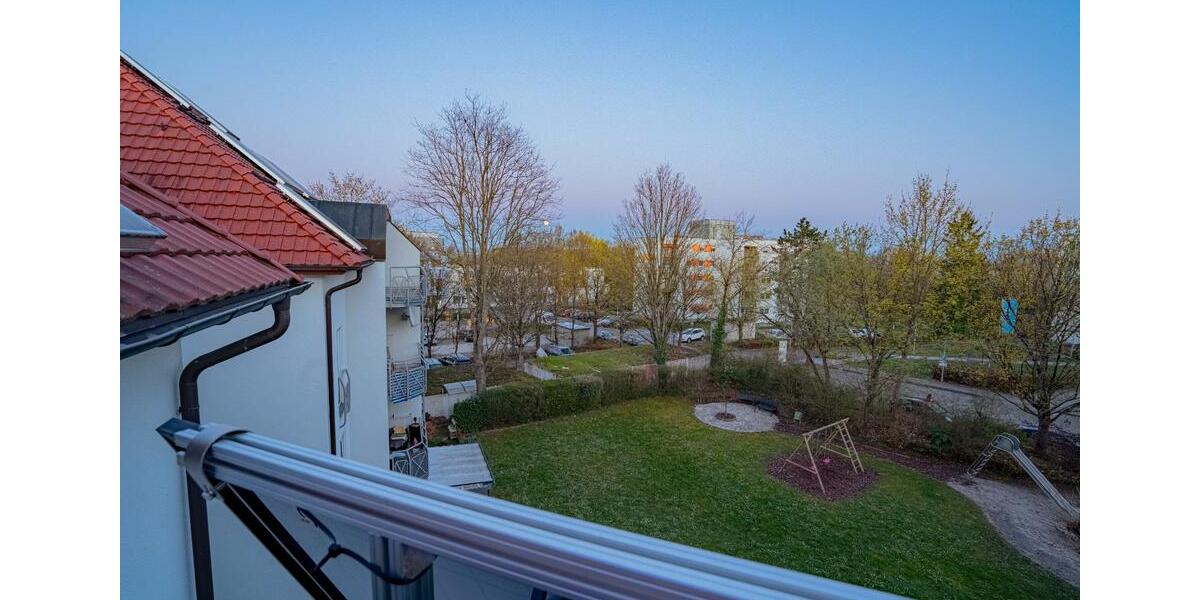 Dachgeschoßwohnung Brackenheim - 3 Zimmer, 80 m&sup2;, 320.000&euro; | Angebot:26241457