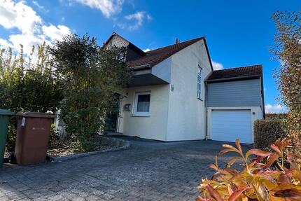 Haus Vellmar - 4 Zimmer, 135 m&sup2;, 350.000&euro; | Angebot:25239562