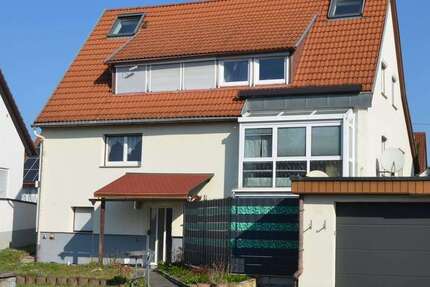 Haus Rutesheim - 9 Zimmer, 215 m&sup2;, 670.000&euro; | Angebot:26425636