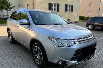 Mitsubishi Outlander 130.000 km 15.000 &euro; Memmingen 87700