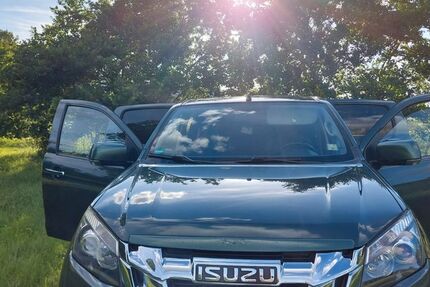 Isuzu D-Max 255.000 km 10.500 &euro; Wächtersbach 63607