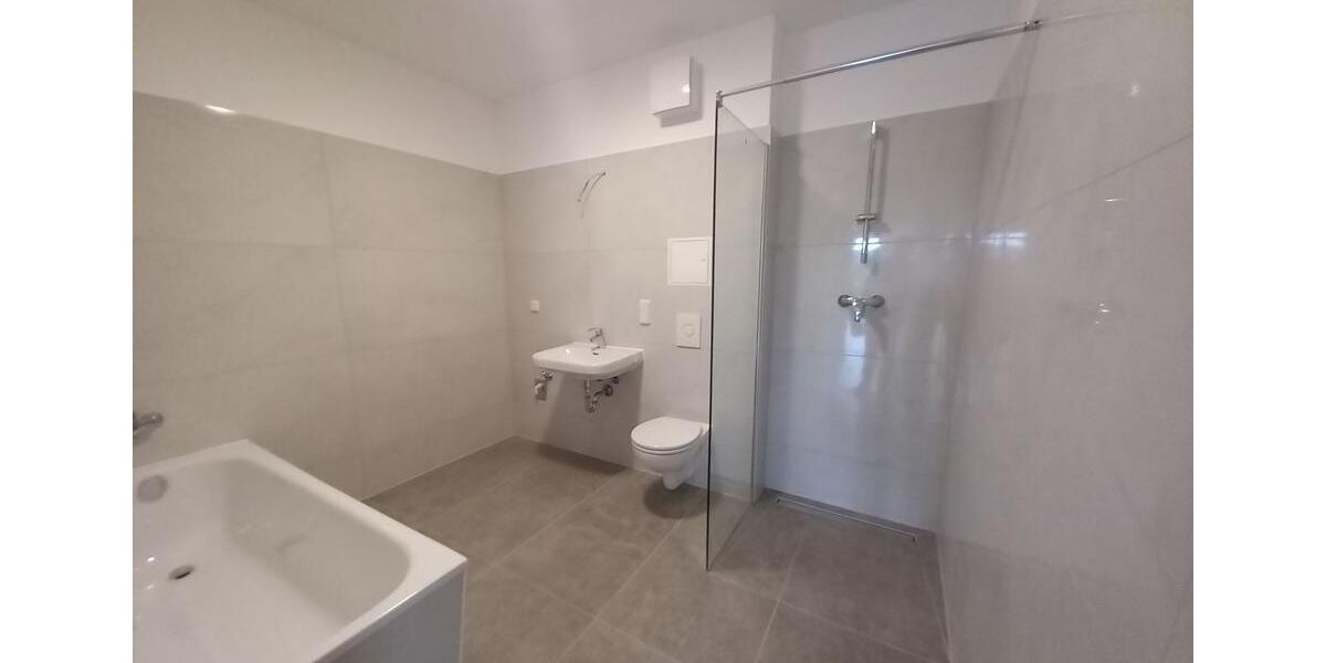 Einfamilienhaus Oranienburg - 4 Zimmer, 100 m&sup2;, 1.699&euro; | Angebot:24508601