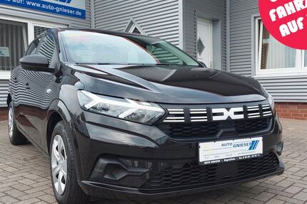 Dacia Sandero 9.800 km 16.900 € Augustfehn 26689