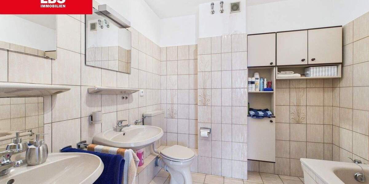 Doppelhaushälfte Bonn Mehlem - 7 Zimmer, 185 m&sup2;, 649.000&euro; | Angebot:24450287