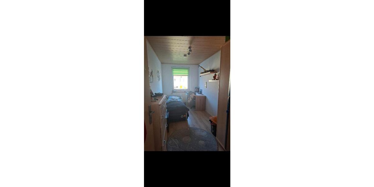 Etagenwohnung Bischofswerda - 3 Zimmer, 62 m&sup2;, 339&euro; | Angebot:26162995