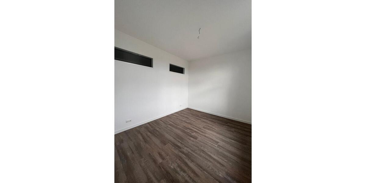 Etagenwohnung Tessin - 2 Zimmer, 73 m&sup2;, 660&euro; | Angebot:26125242