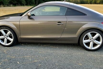 Audi TT 153.000 km 13.990 &euro; Weyhausen 38554