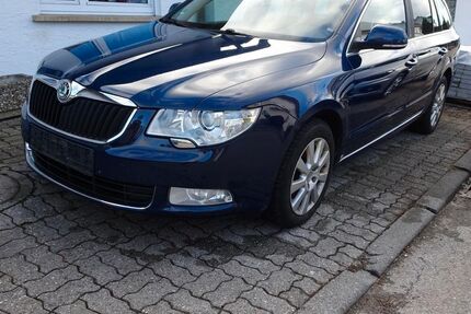 Skoda Superb 283.400 km 5.999 &euro; Wehingen 78564