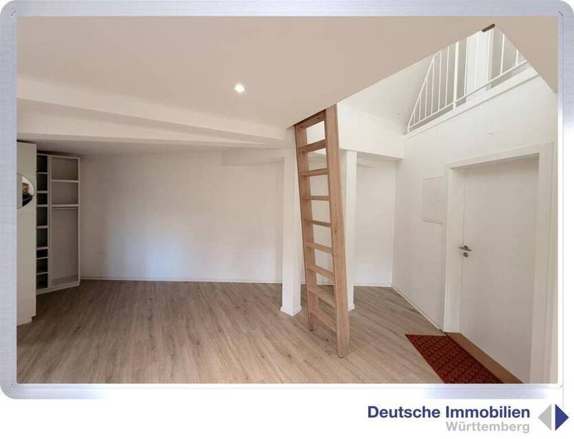 Extravagante 2,5-Zimmer-DG-Mietwohnung (5.+6 DG) in Stuttgart- Süd