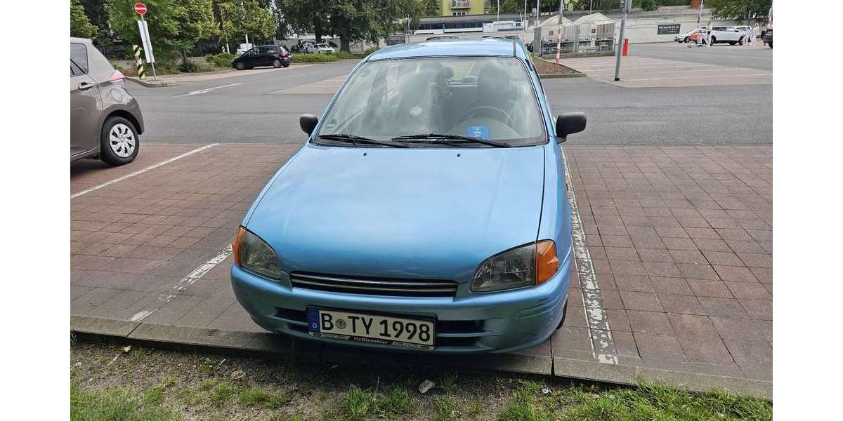 Toyota Starlet 150.000 km 1.800 &euro; Berlin, Stadt 10318