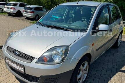 Ford Fiesta 124.119 km 1.190 &euro; Gera 07551