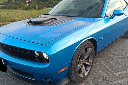 Dodge Challenger 47.465 km 28.600 € Auengrund OT Poppenwind 98673