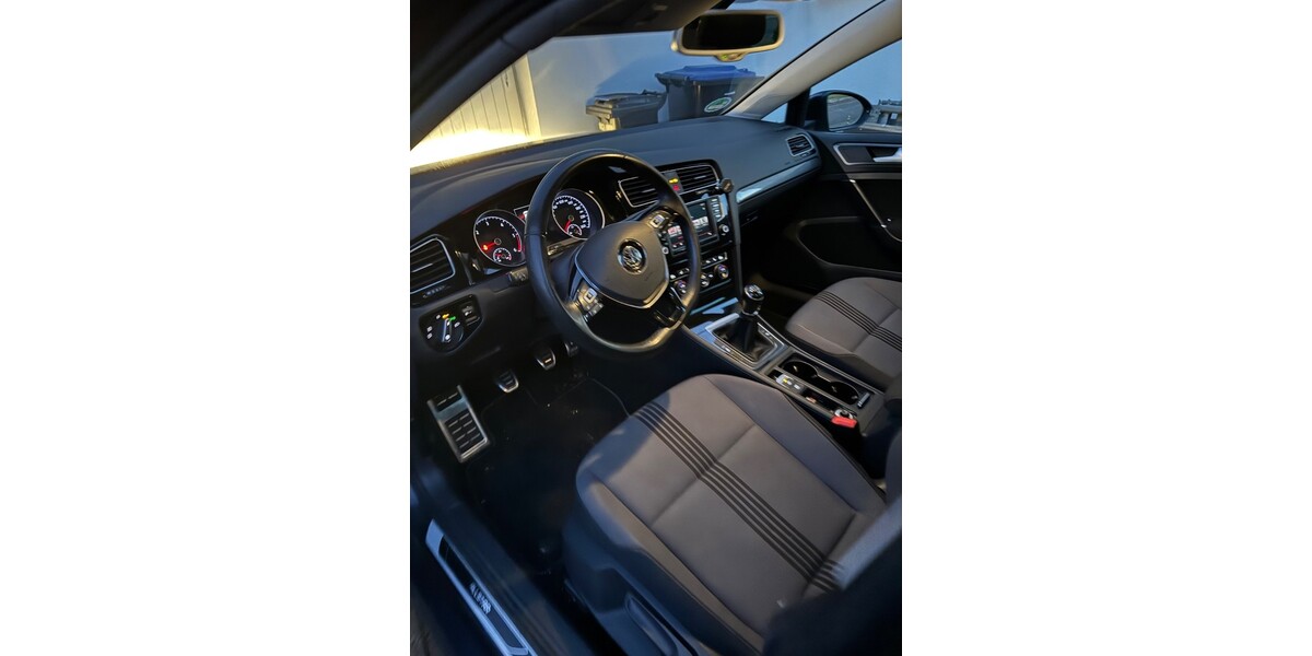 VW GOLF 7 ALLSTAR 157.200 km 9.200 &euro; Bergweiler 54518