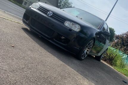 VW Golf 208.000 km 3.499 &euro; Bad Wurzach 88410