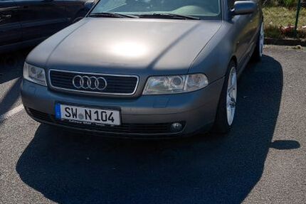 Audi A4 230.000 km 1.350 &euro; Schweinfurt 97421