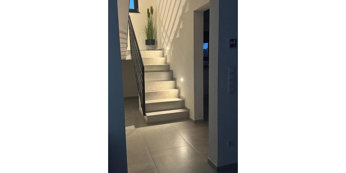 Doppelhaushälfte Rottenburg am Neckar - 7 Zimmer, 220 m&sup2;, 790.000&euro; | Angebot:27126762