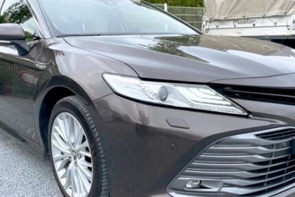 Toyota Camry 183.000 km 20.990 &euro; Trebbin 14959