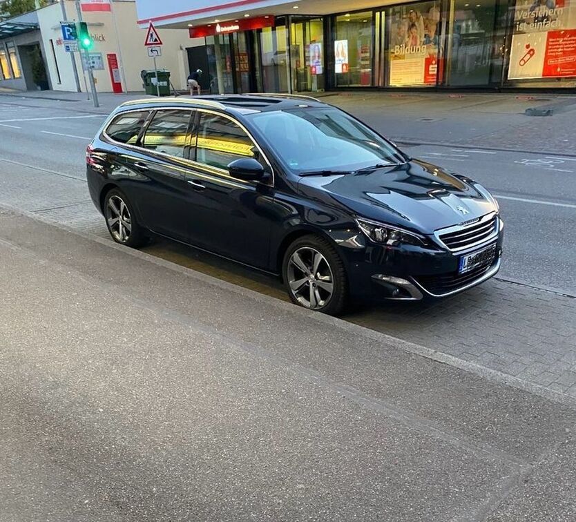 Peugeot 308 227.000 km 6.600 € Murr 71711