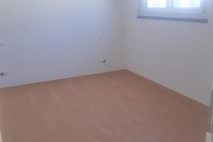 2-Zimmer-Penthouse-Wohnung in Bruchsal zimmer