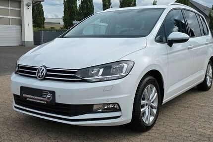 VW Touran 26.000 km 15.900 &euro; Andernach 56626