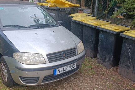 Fiat Punto 215.000 km 1.299 &euro; Nürnberg 90478