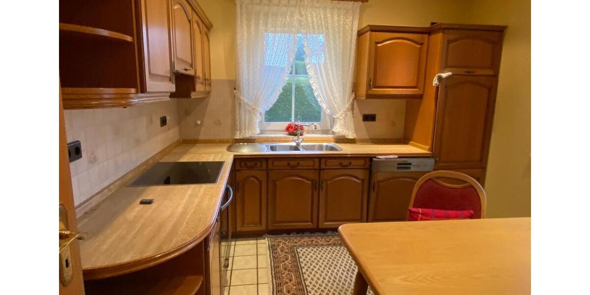 Einfamilienhaus Korbach - 4 Zimmer, 156 m&sup2;, 1.550&euro; | Angebot:25901038