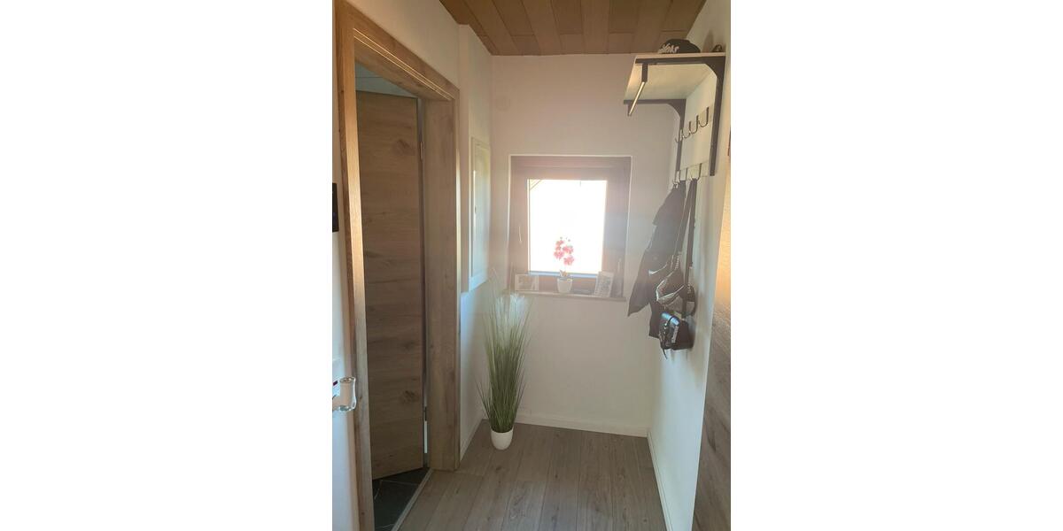 Dachgeschoßwohnung Trier Nord - 2 Zimmer, 55 m&sup2;, 650&euro; | Angebot:26326908
