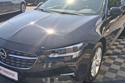 Opel Insignia 132.000 km 12.490 &euro; Altendiez 65624