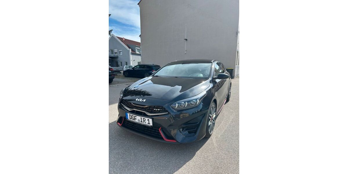 Kia pro ceed / ProCeed 92.000 km 22.949 &euro; Pilsting 94431