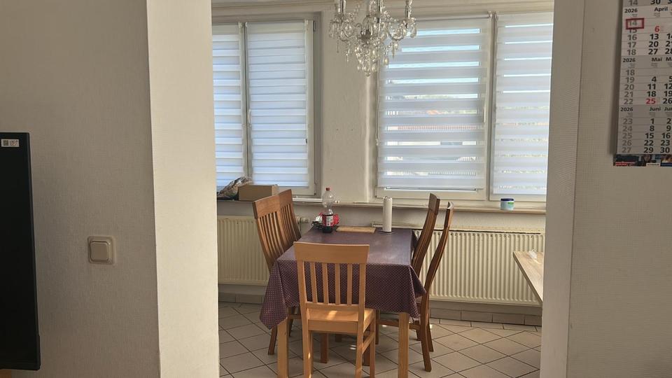 Etagenwohnung Sontra - 4 Zimmer, 105 m&sup2;, 750&euro; | Angebot:26448998