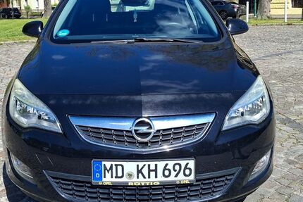 Opel Astra 83.500 km 4.499 &euro; Barby 39249