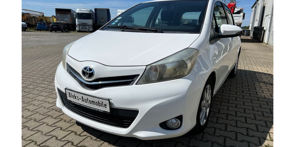 Toyota Yaris 167.000 km 4.890 &euro; Trierweiler Industriegebiet 54311