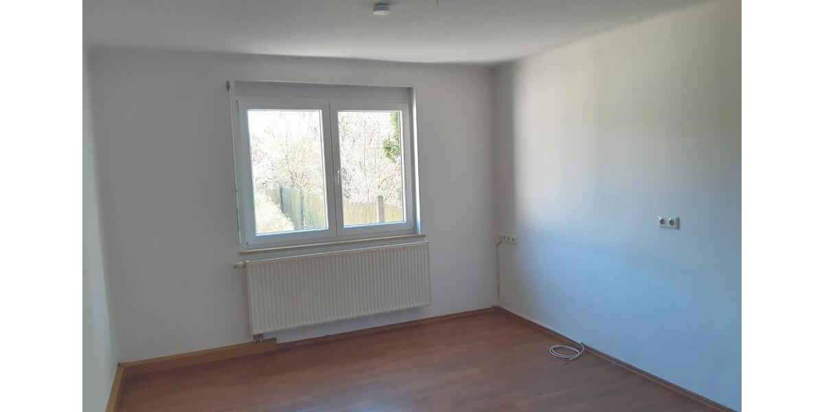 Doppelhaushälfte Wiesentheid - 5 Zimmer, 93 m&sup2;, 320.000&euro; | Angebot:26698019
