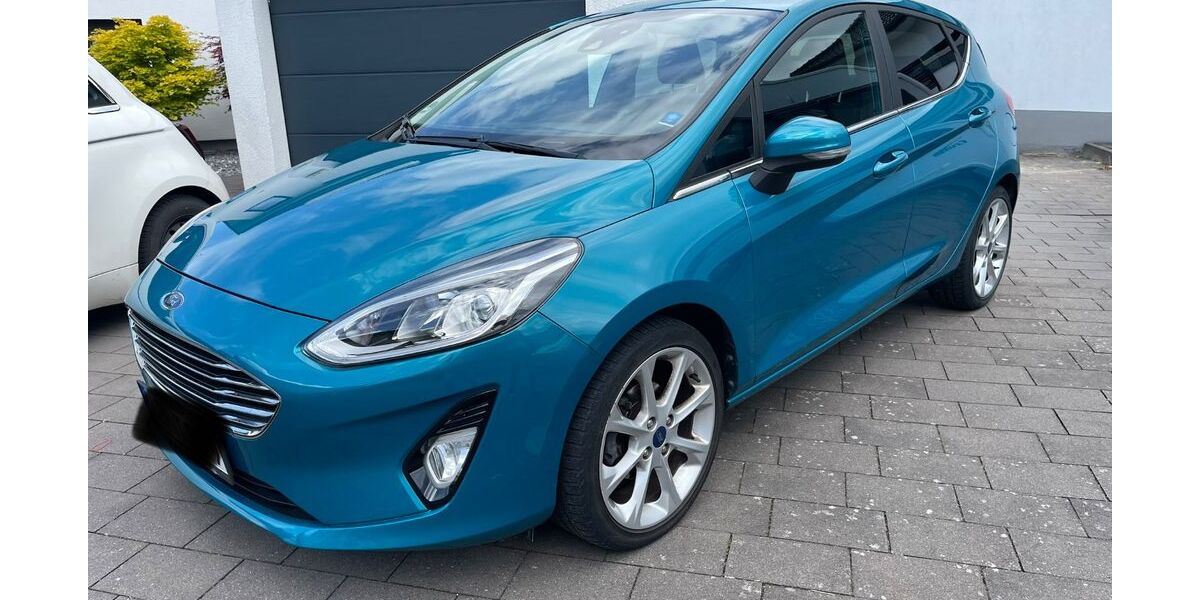 Ford Fiesta 53.660 km 11.700 &euro; Detmold 32756