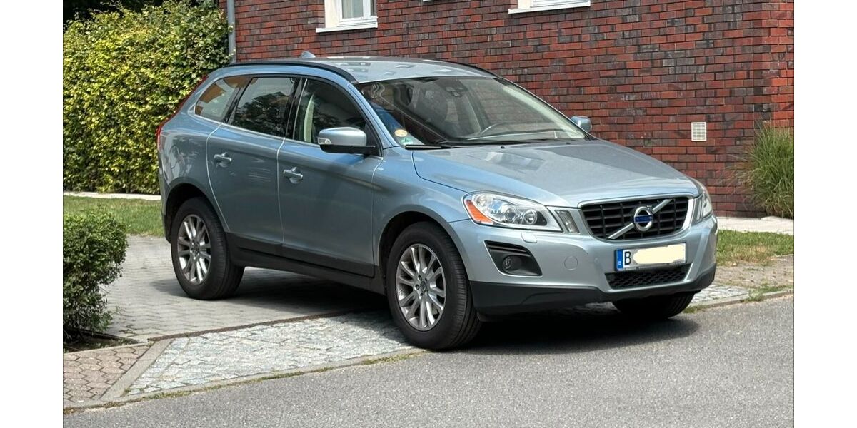 Volvo XC60 234.000 km 6.500 &euro; Berlin 14193