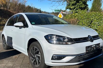 VW Golf 87.649 km 15.590 &euro; Frauenau 94258