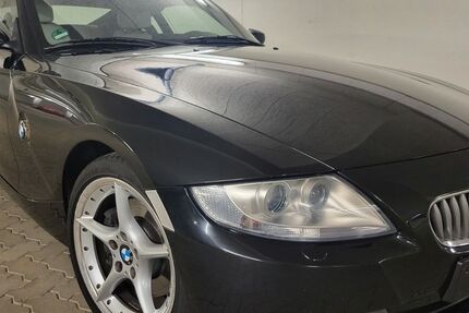 BMW Z4 113.548 km 17.980 € Hamburg 22335