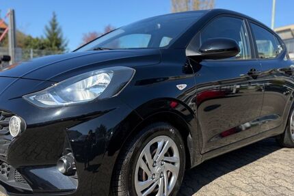 Hyundai i10 100.582 km 5.799 &euro; Hanau 63452