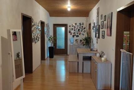 Wohnung Hengersberg - 4 Zimmer, 125 m&sup2;, 850&euro; | Angebot:26384522