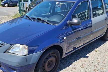 Dacia Logan 181.800 km 999 &euro; Berlin 12439
