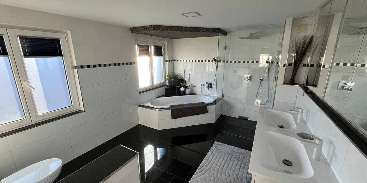 Doppelhaushälfte Weil am Rhein Haltingen - 7 Zimmer, 136 m&sup2;, 785.000&euro; | Angebot:26814652