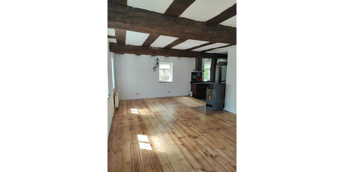 Einfamilienhaus Homberg (Ohm) - 8 Zimmer, 155 m&sup2;, 1.240&euro; | Angebot:26339629