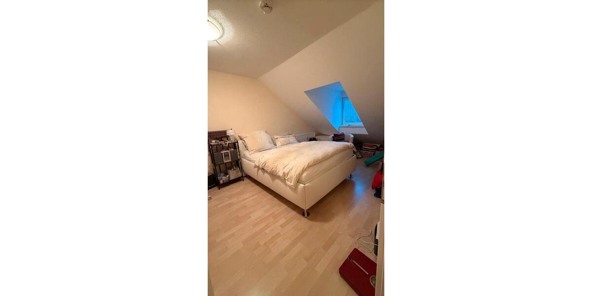 Dachgeschoßwohnung Ingolstadt Friedrichshofen-Hollerstauden - 2 Zimmer, 59 m&sup2;, 850&euro; | Angebot:26181940